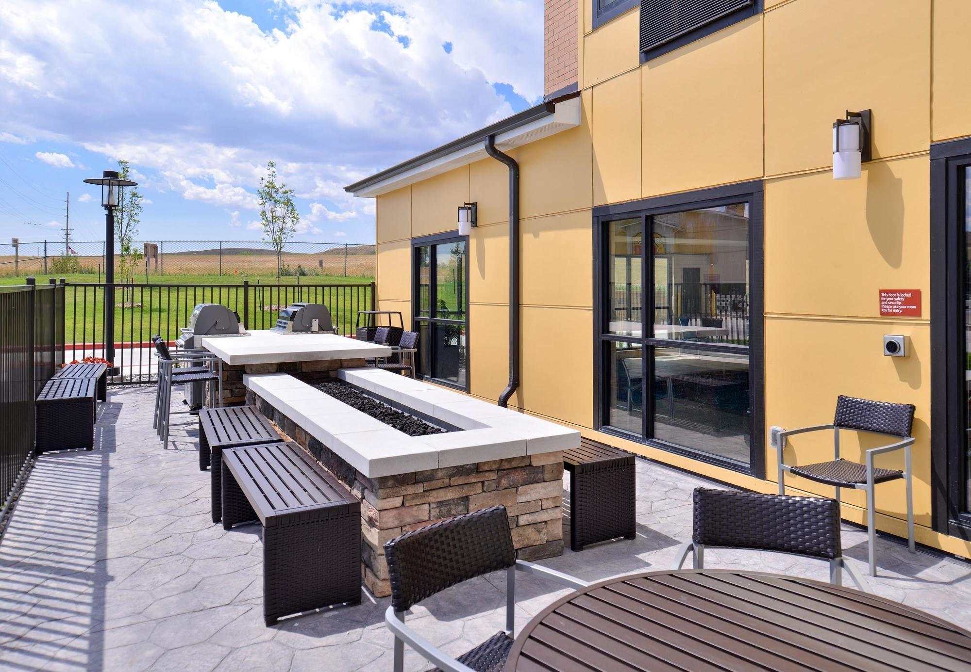 Towneplace Suites By Marriott Gillette Eksteriør bilde